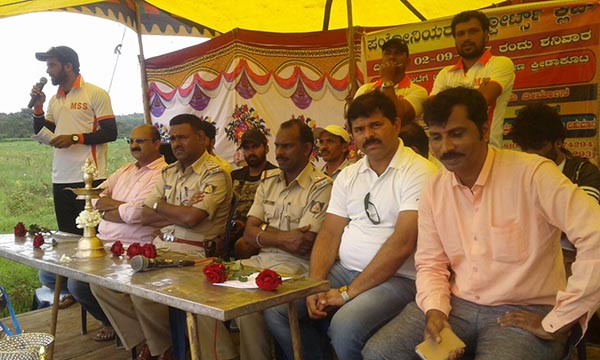 ಮೂಡಿಗೆರೆ: ಜಿಲ್ಲಾಮಟ್ಟದ ಕೆಸರುಗದ್ದೆ ಕ್ರೀಡಾಕೂಟ